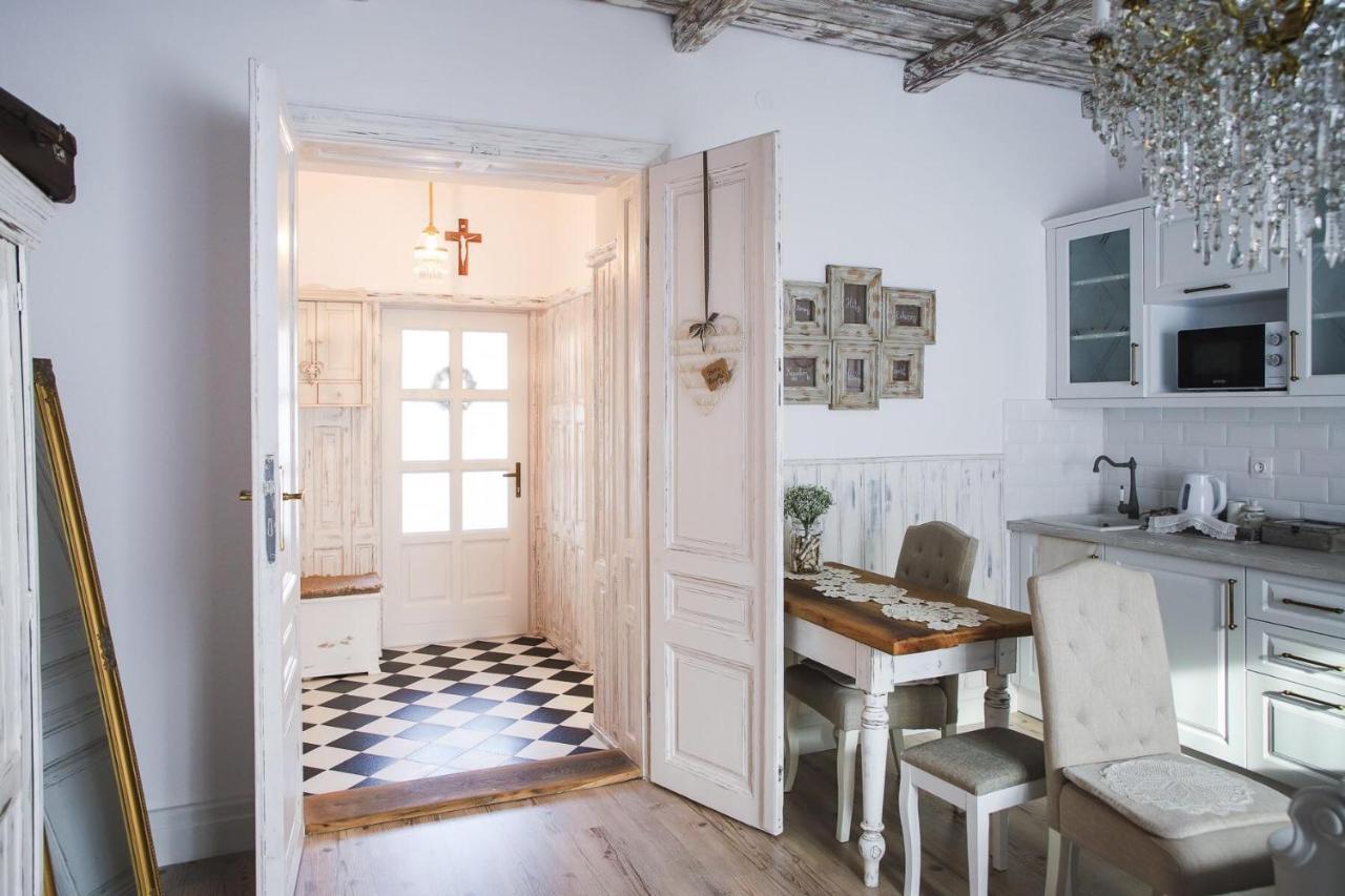 Bab-Lak Apartman Kisvárda Eksteriør bilde